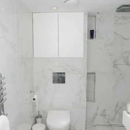Appartement Bright 2 Bedroom In Central Bristol